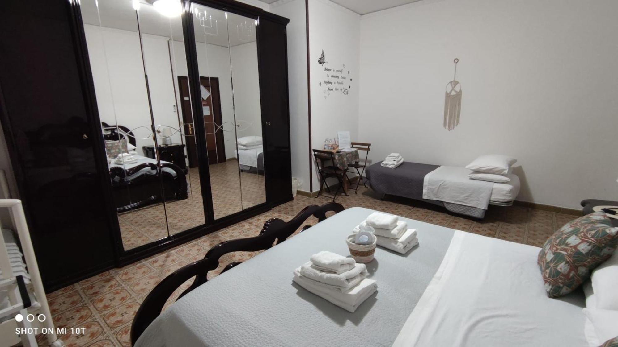 B&B Le Corti Caserta Eksteriør billede